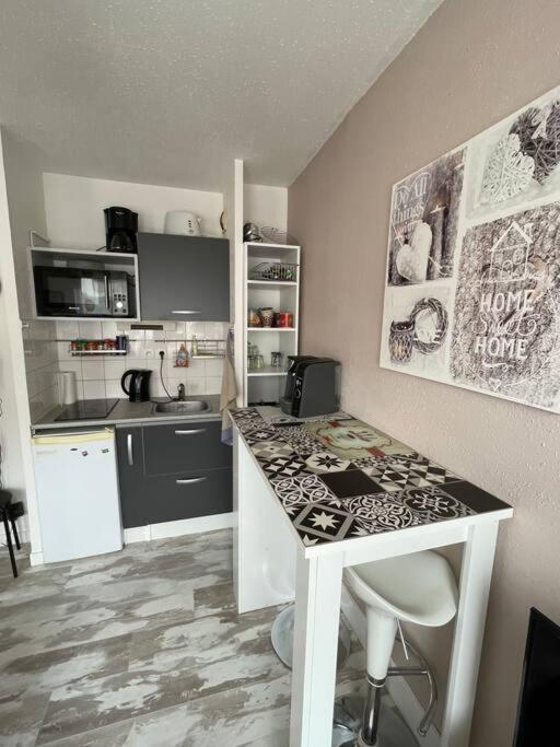 Brest Saint-Marc : Appart T1 Bis Bien Situe Wifi Ngoại thất bức ảnh